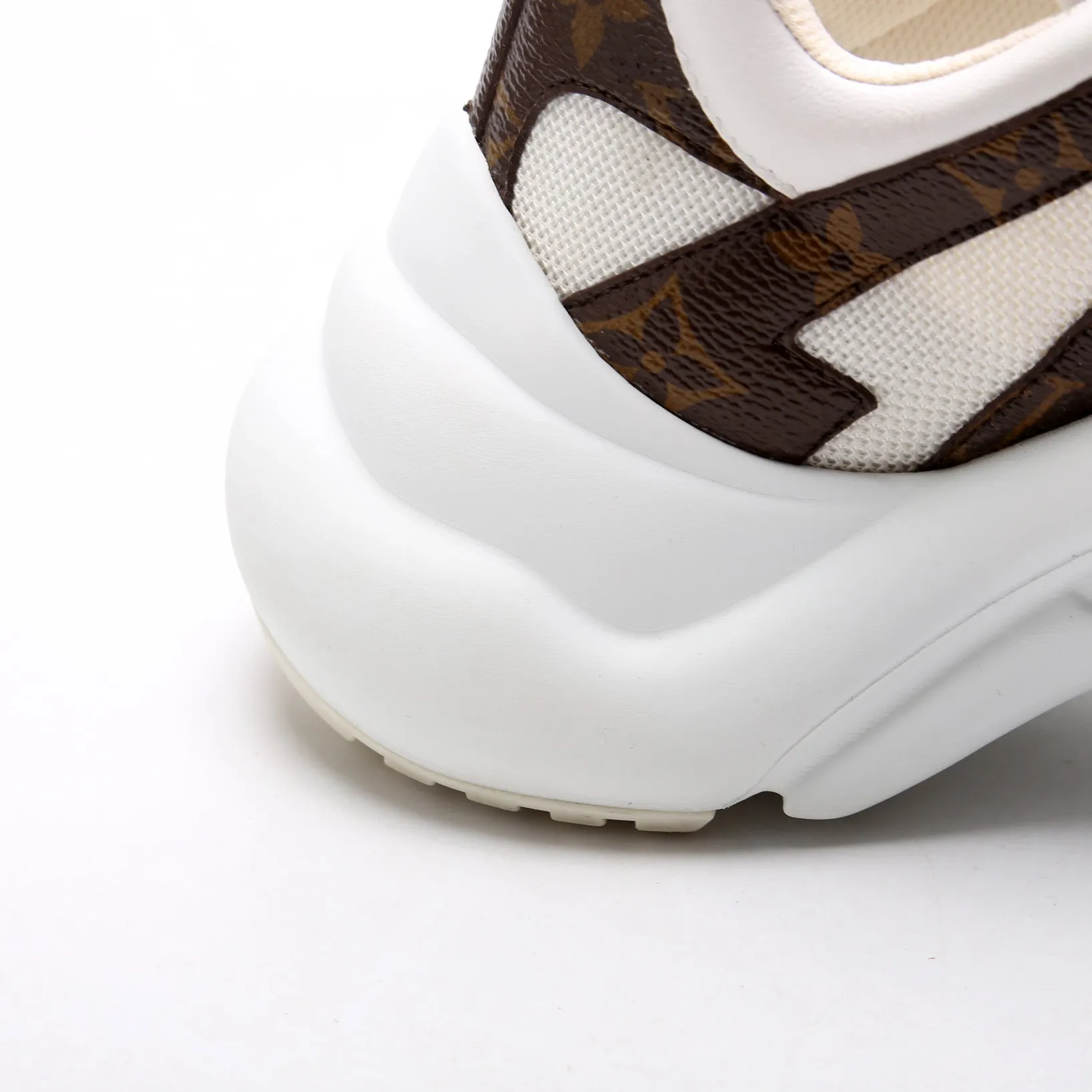 Archlight Sneakers Size 38.5 White/Brown