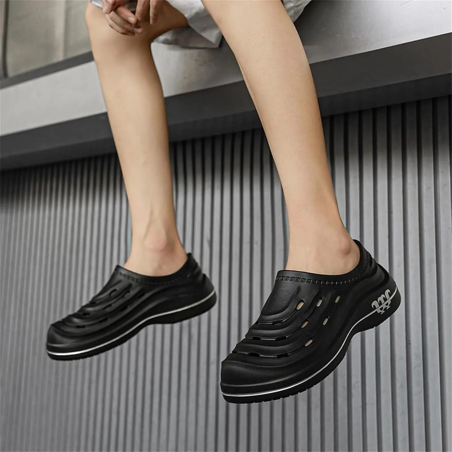 Armadillo Clogs Nurse Shoes for Women Men Comfortable Non Slip Work Shoes, Oil Resistant Chef Shoe Wide Waterproof Nursing Shoe, Ideal for Healthcare Kitchen Food Service Garden Unisex