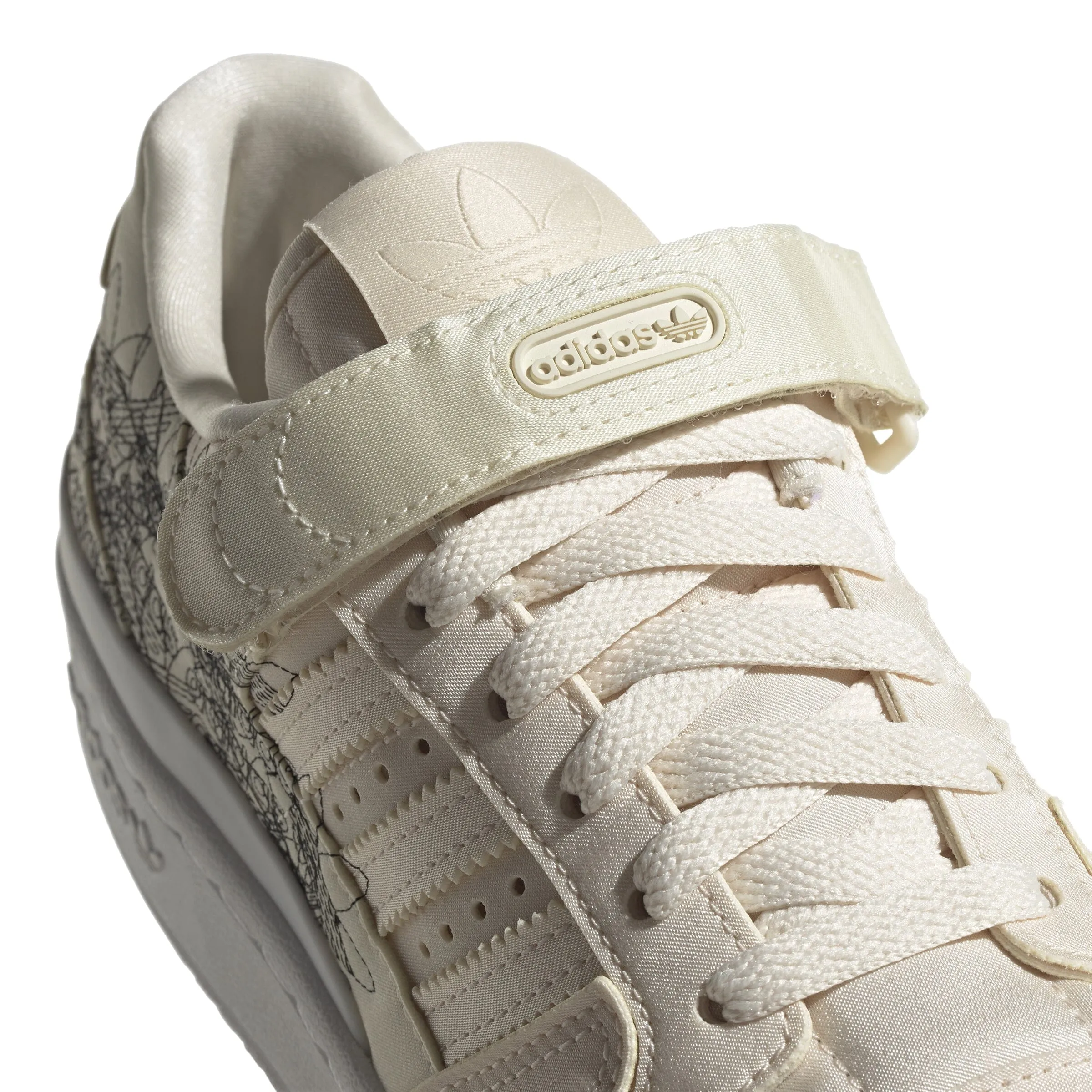 FORUM 84 LOW SHOES
