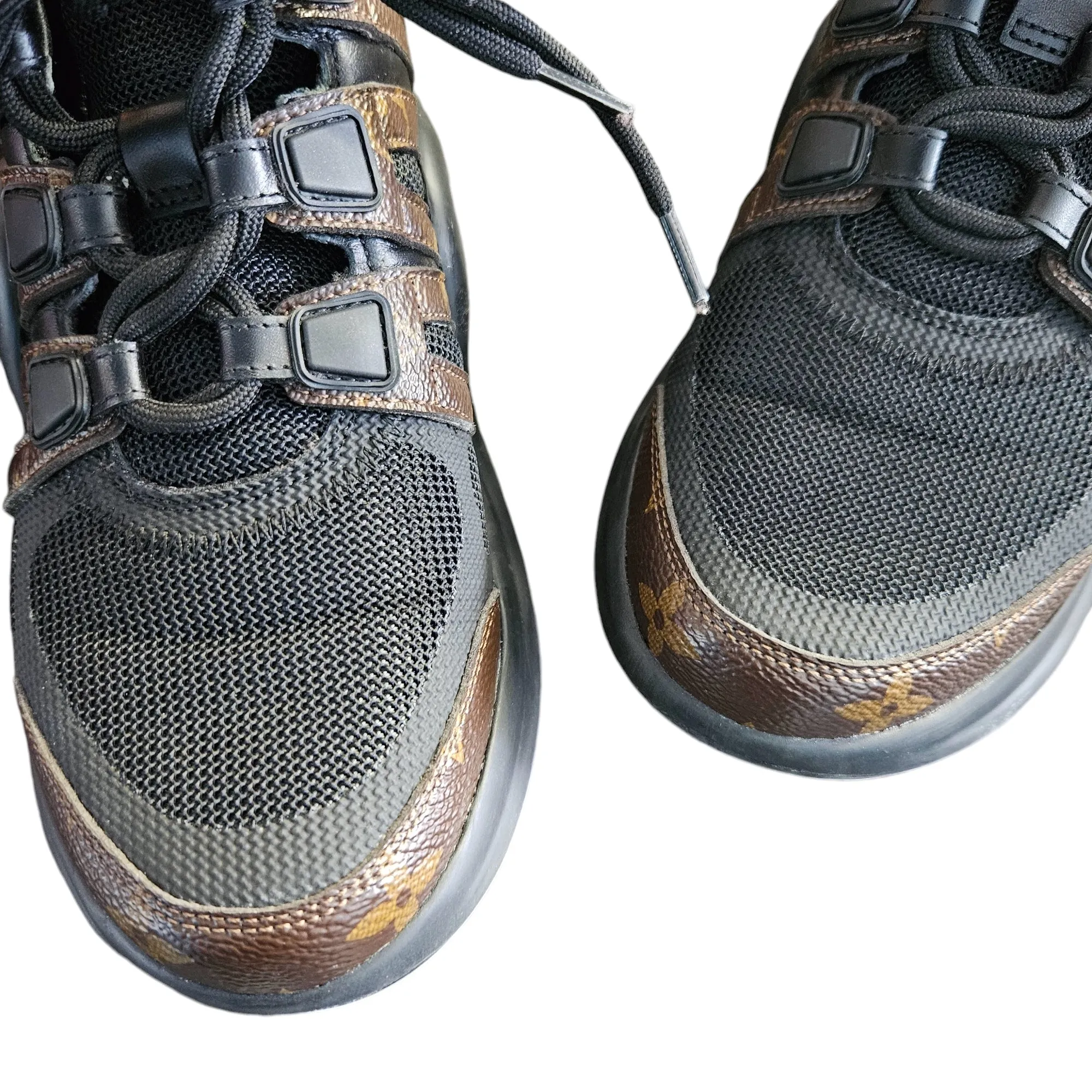 Louis Vuitton Brown US Shoe Size 38 Sneakers