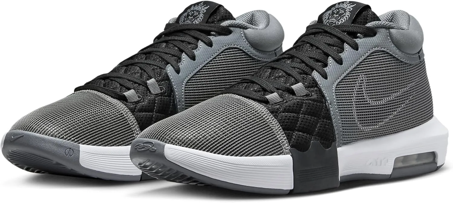 Nike Men's Basketball Shoe