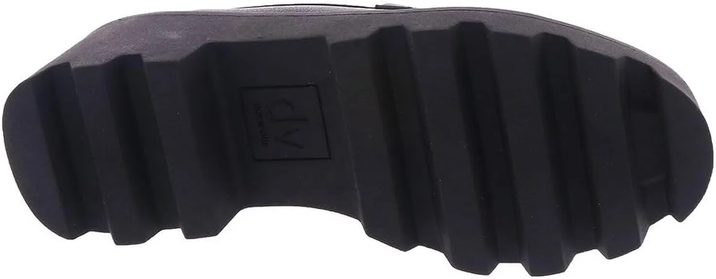 Vikki Loafers in Black