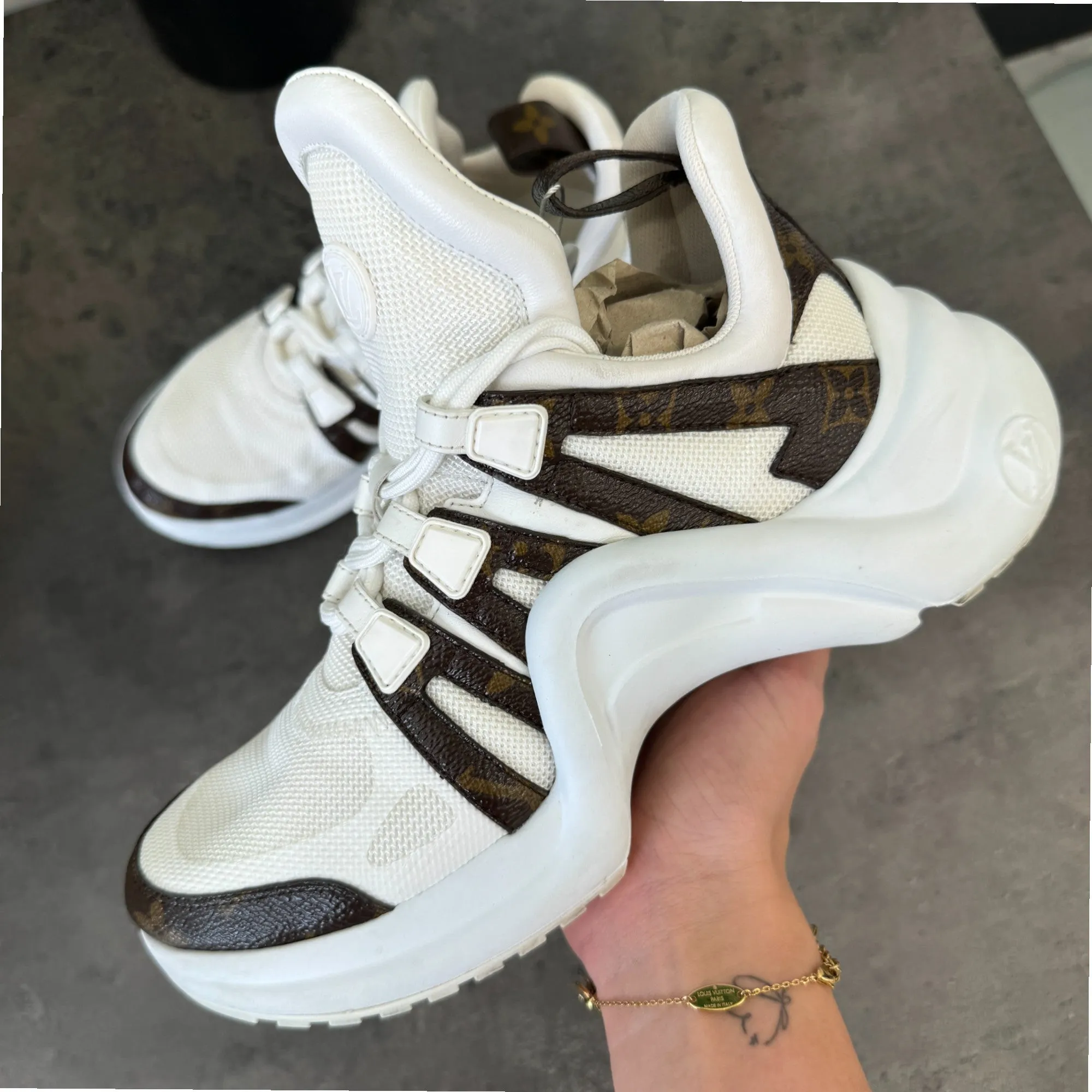 Women's Archlight Low Trainers White Size EU 37 / UK 4